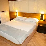 N'gen Luxury - *