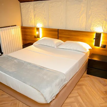 N'gen Luxury - *