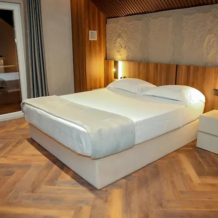 N'gen Luxury - *