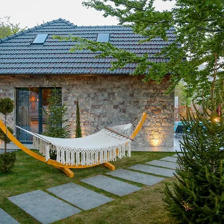 N'gen Luxury - فيلة