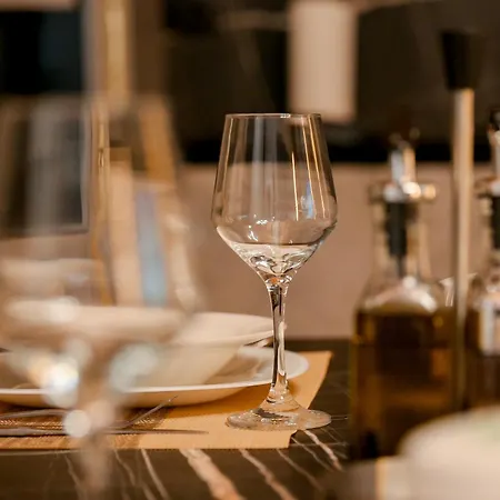 N'gen Luxury - Razëm