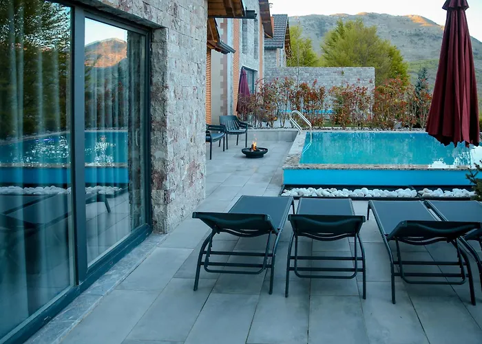 N'gen Luxury - * Razëm