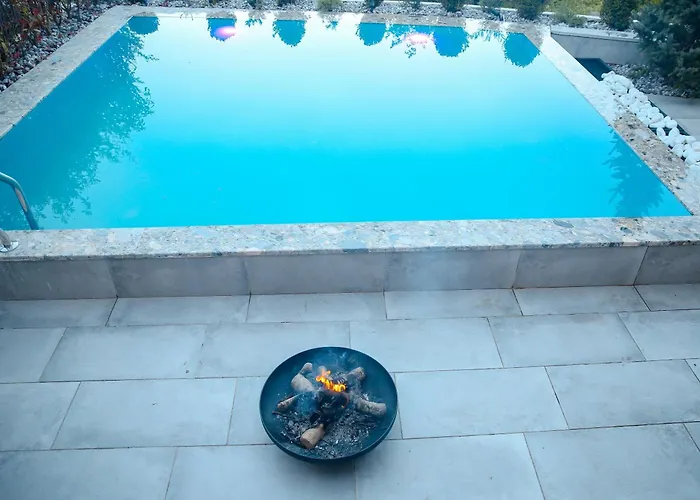 N'gen Luxury - فيلة *